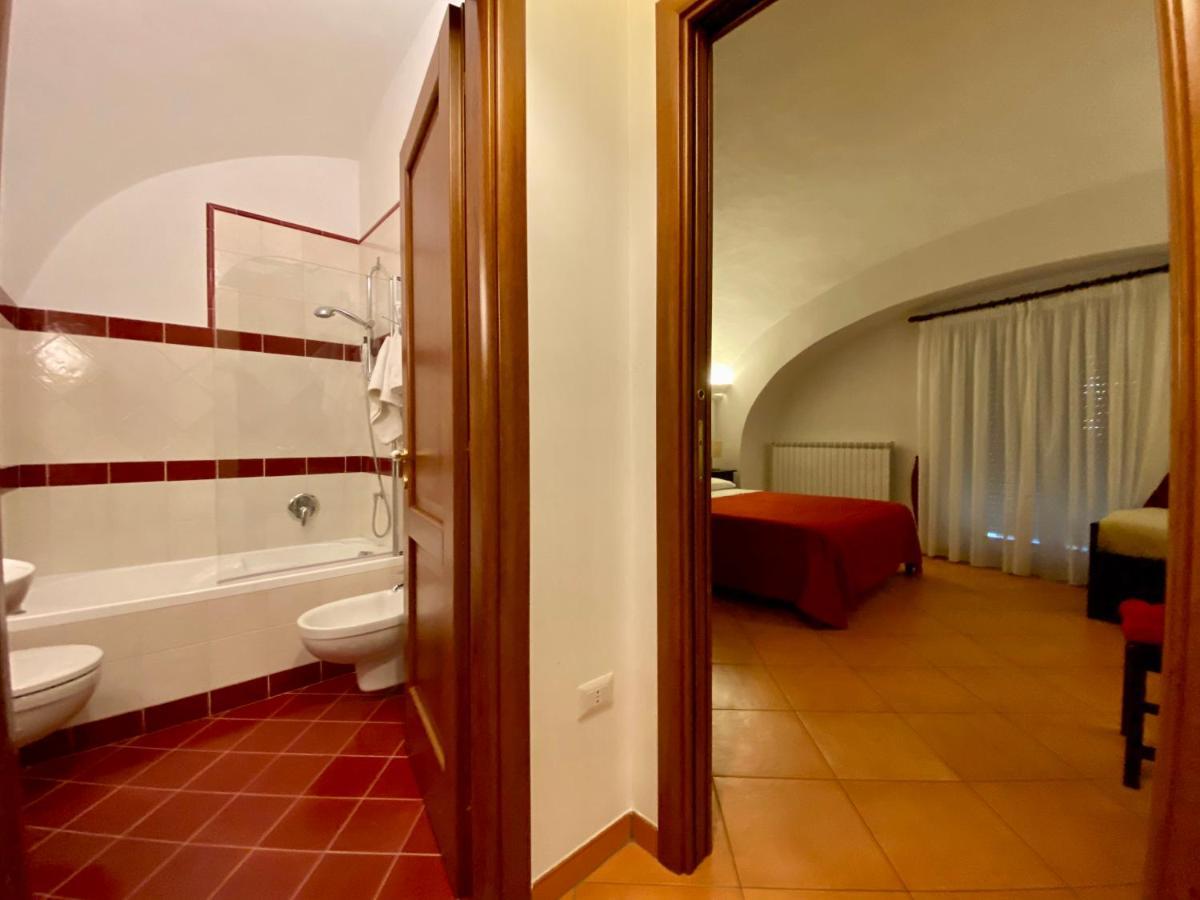 나폴리 Borgo Belvedere B&B 외부 사진